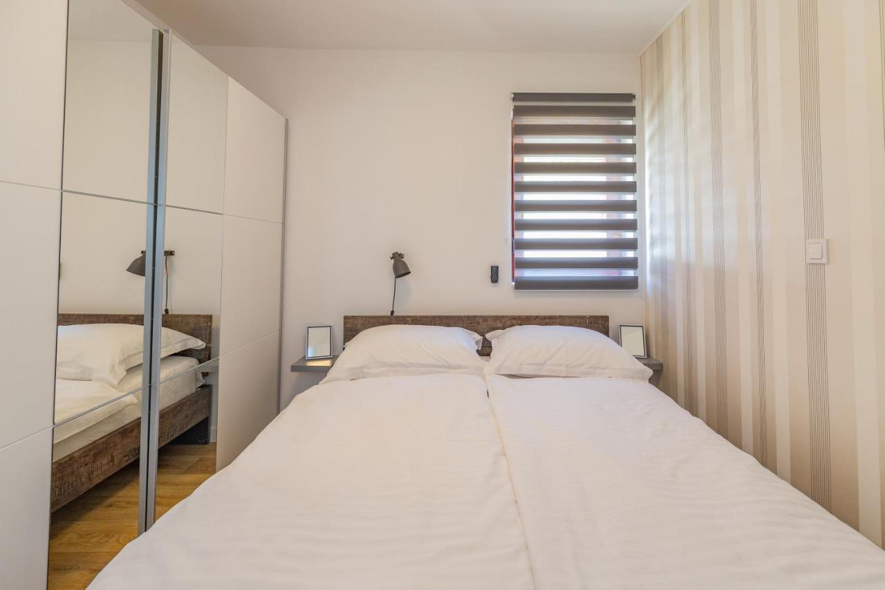 Willa Family And Friends Private Heated Pool With Jacuzzi Zadar