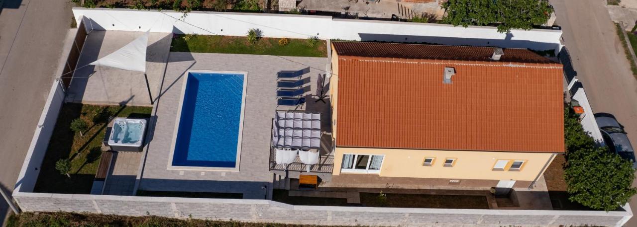 Willa Family And Friends Private Heated Pool With Jacuzzi Zadar